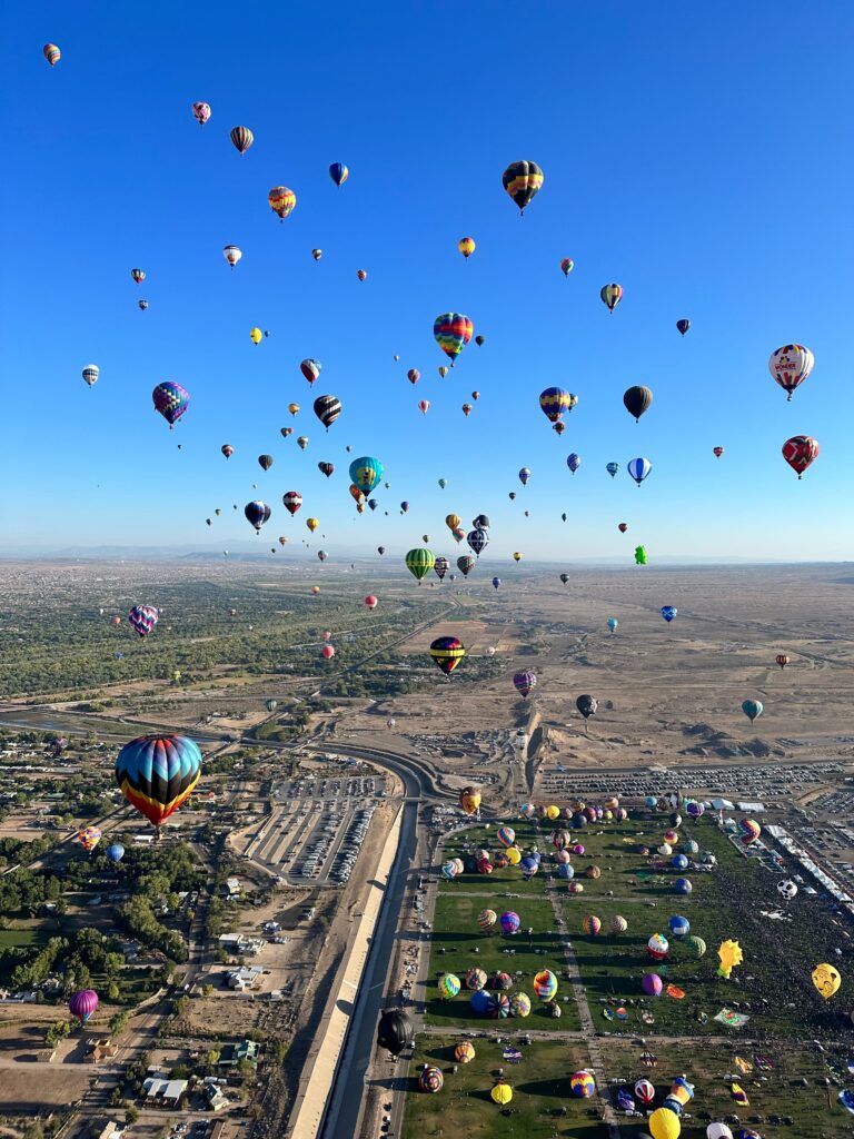 Where hot air balloons land