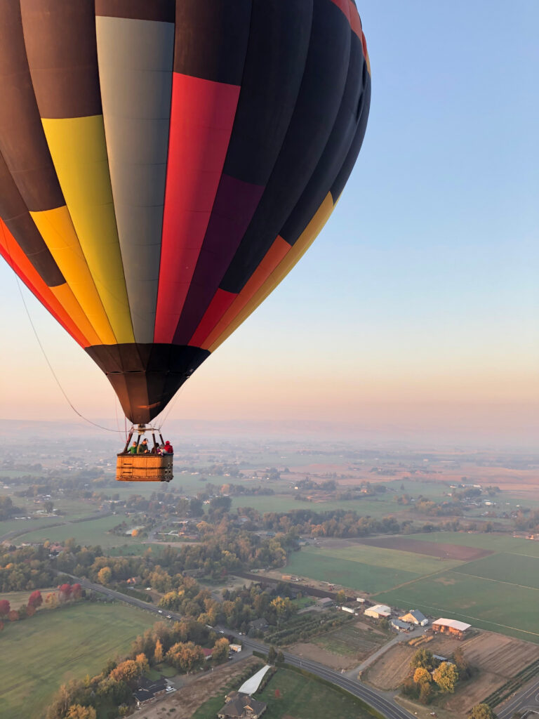 How hot air balloons work