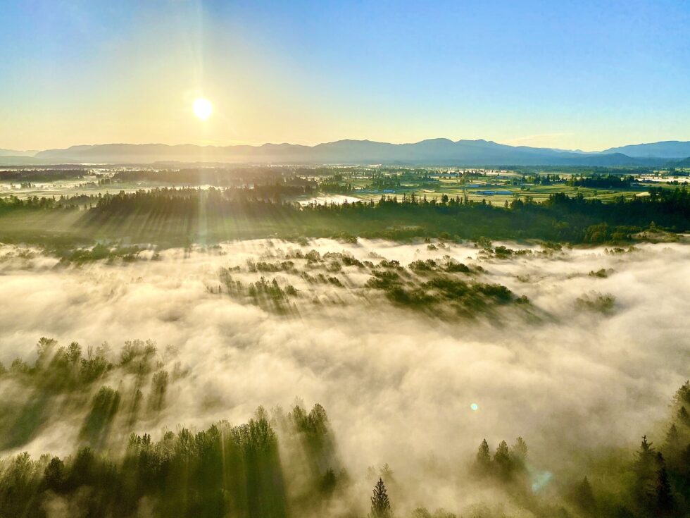 Seattle hot air balloon ride green river fog flight