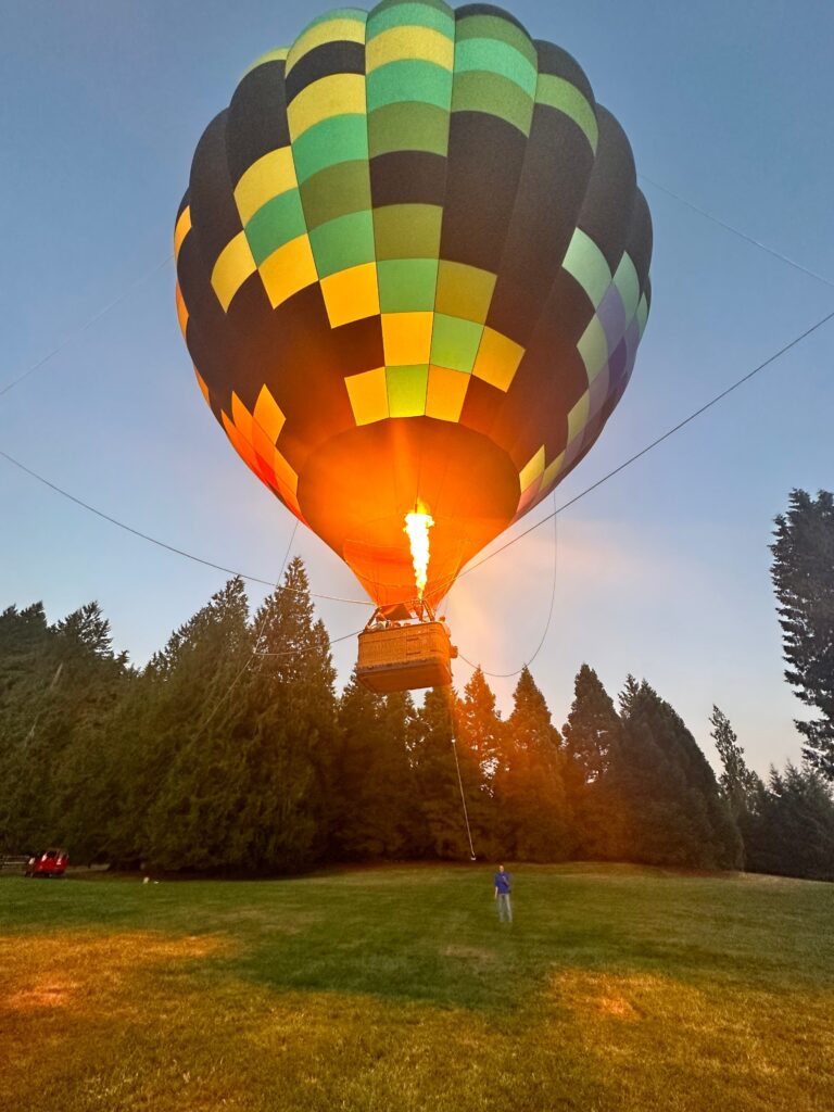 Hot air balloon tether