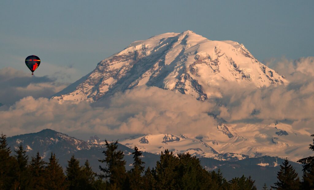 Luxury Hot Air Balloon Tour In Washington State